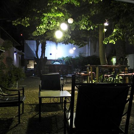 Punto Urbano Hostel Мендоса Екстериор снимка