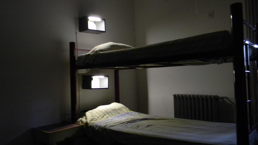 Punto Urbano Hostel Мендоса Стая снимка
