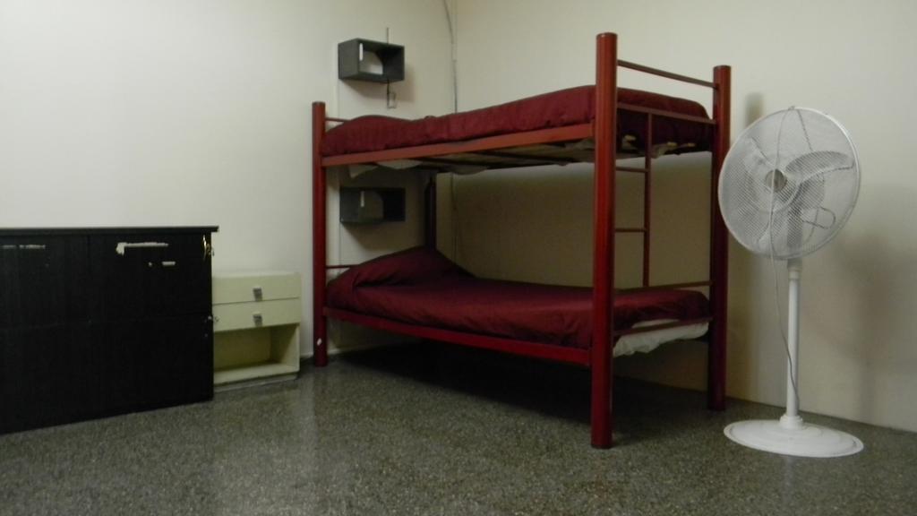 Punto Urbano Hostel Мендоса Стая снимка